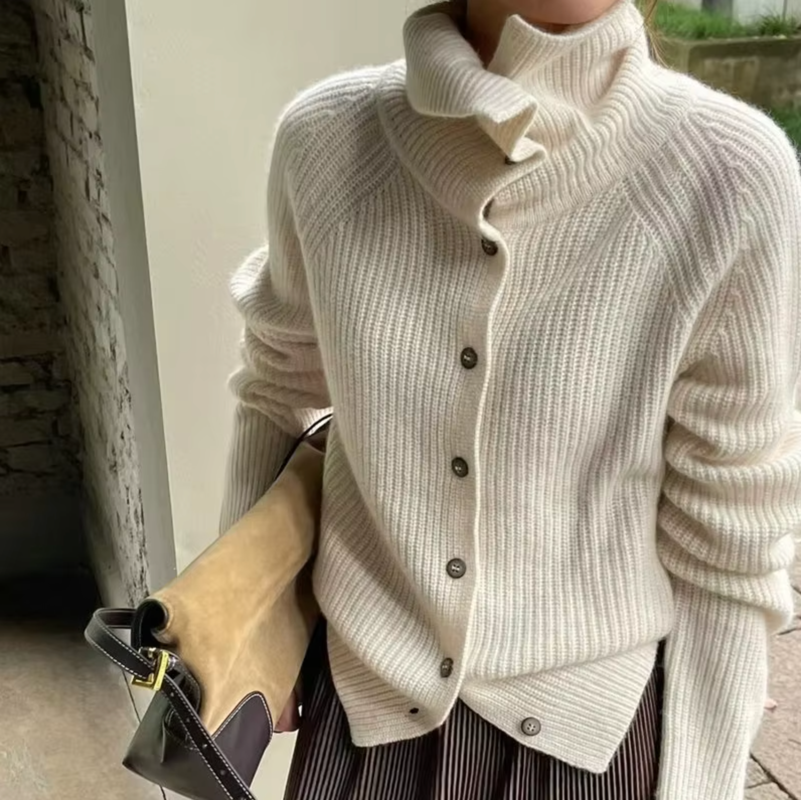 Valona Wool Turtleneck Sweater