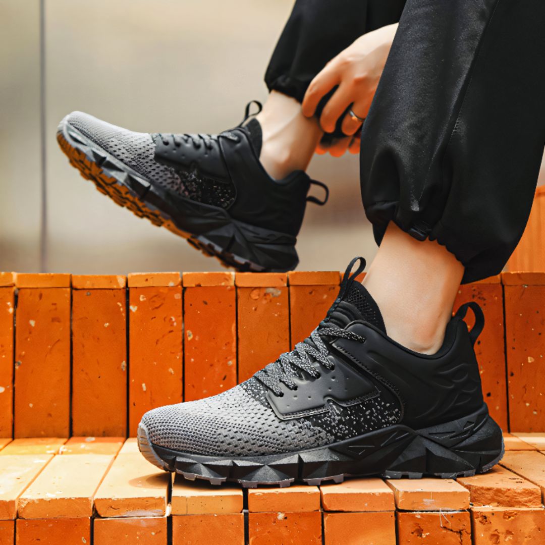 Axel Performance Sneakers