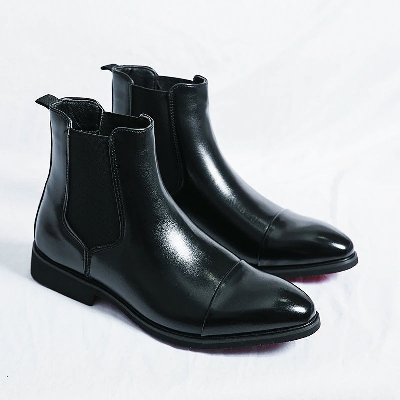 Men’s Timeless Full-Grain Leather Chelsea Boots