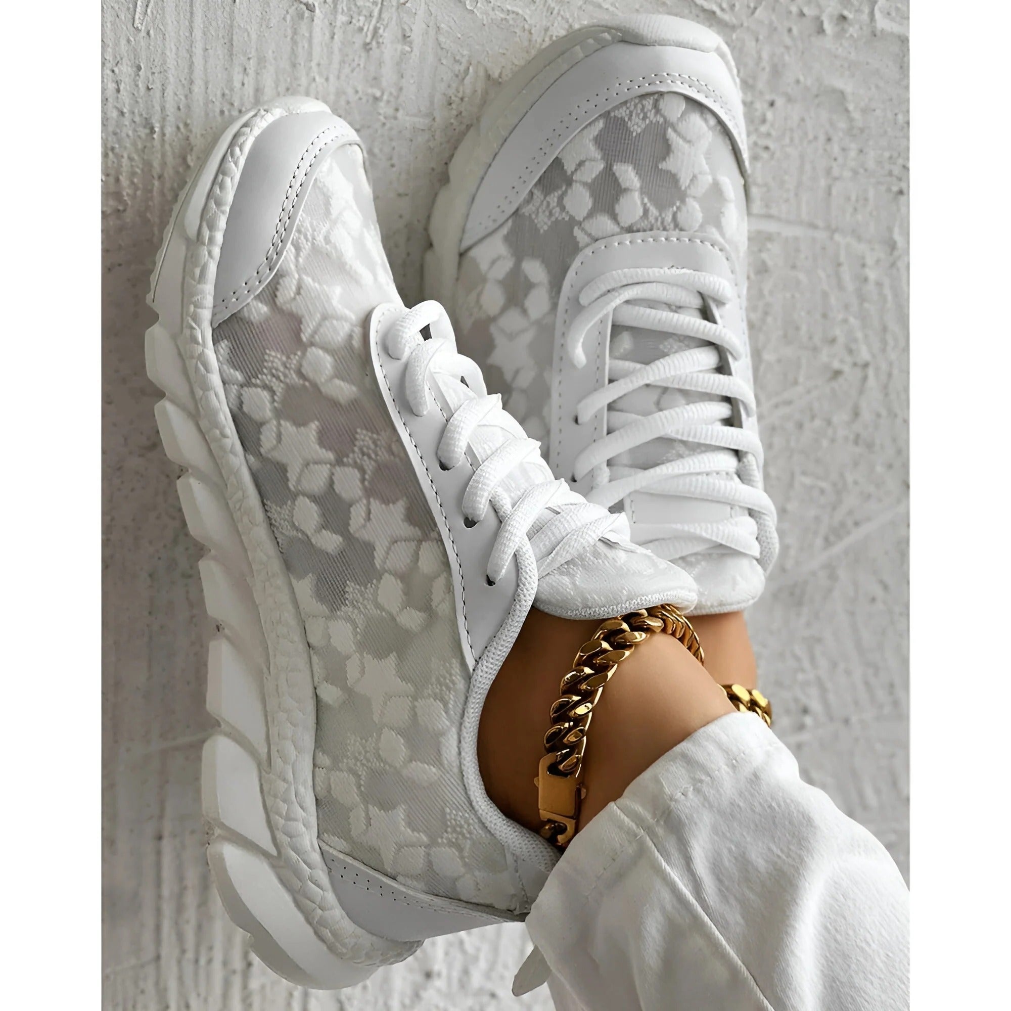 Eloria Everyday Lace Sneakers